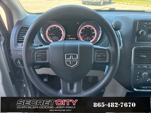 Used 2013 Dodge Grand Caravan SE image 34