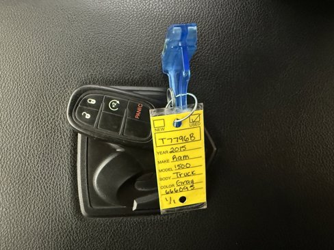 Used 2015 RAM 1500 Laramie w/ Convenience Group image 32