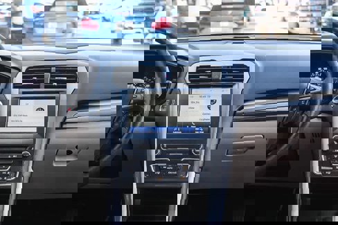 Used 2018 Ford Fusion SE w/ Fusion SE Technology Package image 13