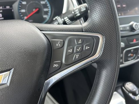 Used 2020 Chevrolet Equinox LS w/ LS Convenience Package image 24