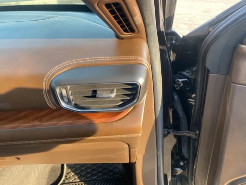 Used 2021 Ford Explorer King Ranch w/ Premium Technology Package image 24