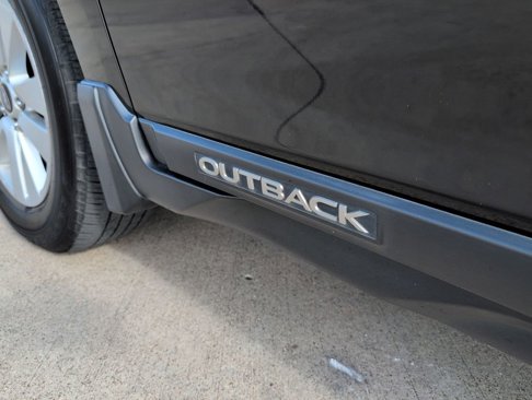 Used 2019 Subaru Outback 2.5i Premium image 25