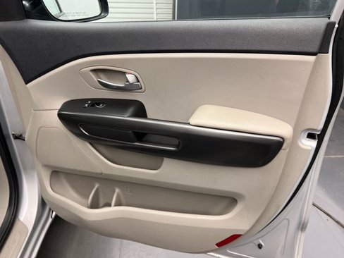 Used 2020 Kia Sedona LX image 49