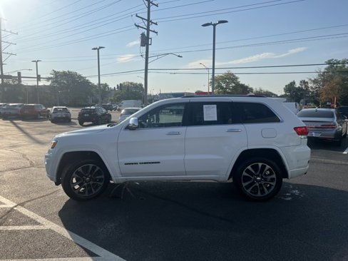 Used 2018 Jeep Grand Cherokee Overland image 4