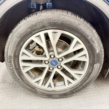 Used 2020 Ford Escape SEL image 10