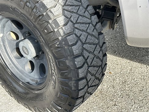 Used 2019 Toyota Tacoma SR5 image 31