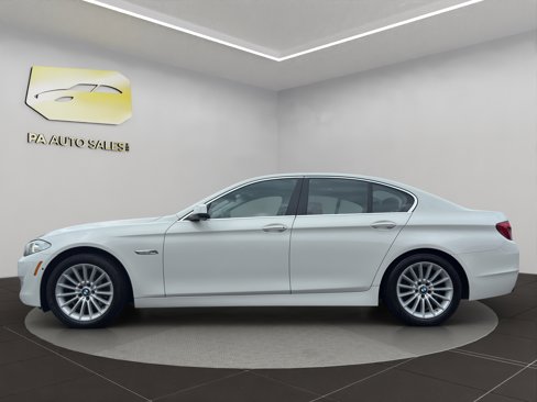 Used 2013 BMW 535i xDrive Sedan image 4