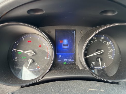 Used 2018 Toyota C-HR XLE image 6