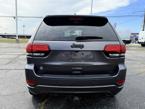 Used 2019 Jeep Grand Cherokee Altitude image 5