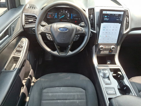 Used 2022 Ford Edge SE w/ Black Appearance Package image 12