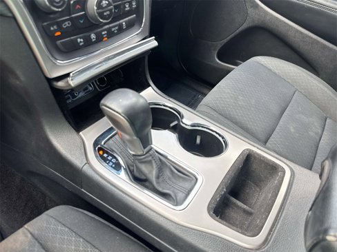 Used 2019 Jeep Grand Cherokee Laredo image 45