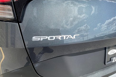 Used 2024 Kia Sportage LX image 8
