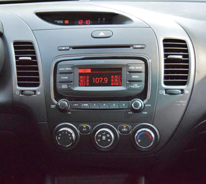 Used 2017 Kia Forte LX image 25