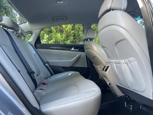 Used 2017 Hyundai Sonata Limited image 24