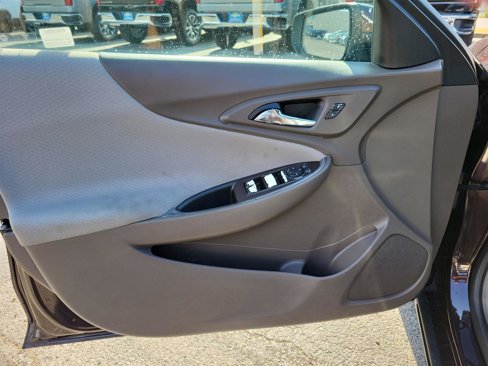 Used 2020 Chevrolet Malibu LS w/ Driver Confidence Package II image 21