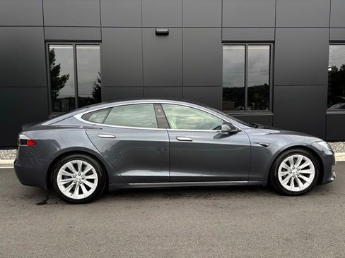 Used 2018 Tesla Model S 100D image 7