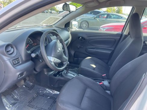Used 2017 Nissan Versa S Plus image 11