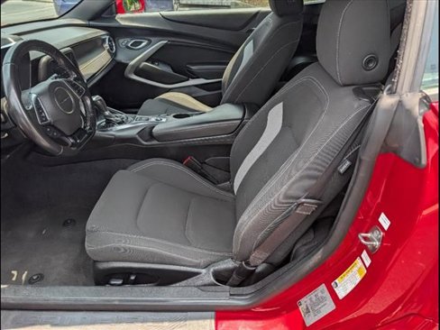 Used 2020 Chevrolet Camaro LT image 12