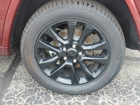 Used 2020 Jeep Grand Cherokee Altitude image 5