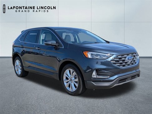 Used 2022 Ford Edge Titanium w/ Equipment Group 301A image 7