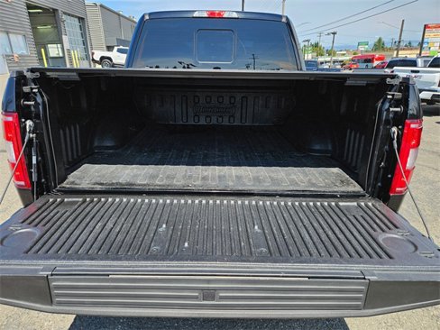 Used 2018 Ford F150 XLT w/ Equipment Group 302A Luxury image 10