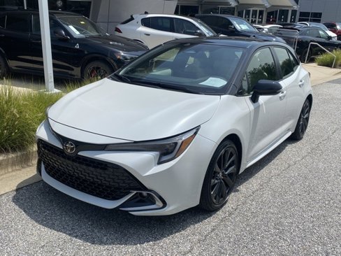 Used 2023 Toyota Corolla XSE image 2
