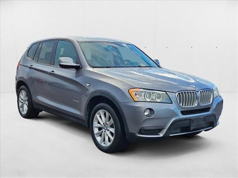 Used 2013 BMW X3 xDrive28i image 3