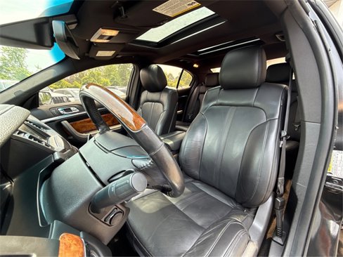 Used 2014 Lincoln MKS w/ Equipment Group 101A image 24