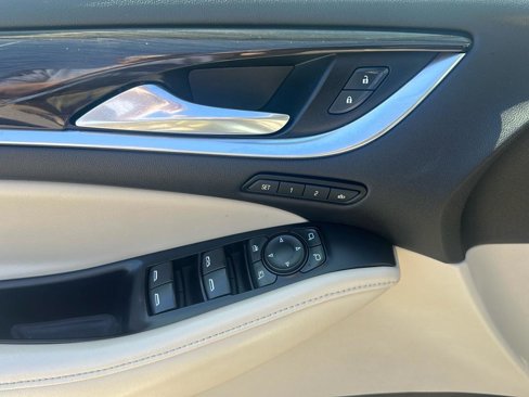 Used 2018 Buick Enclave Premium w/ Experience Buick Package image 13