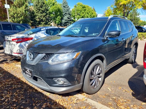 Used 2016 Nissan Rogue SL w/ SL Premium Package image 3