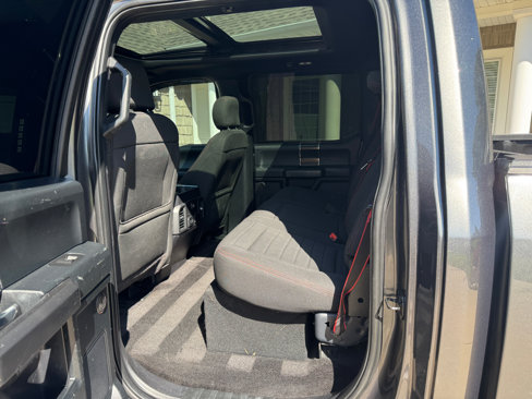 Used 2018 Ford F150 XLT w/ Equipment Group 302A Luxury image 11