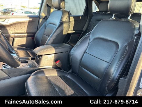 Used 2020 Ford Escape SEL image 14