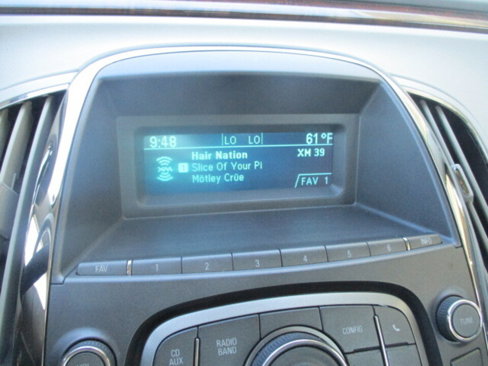 Used 2010 Buick LaCrosse CXL image 30