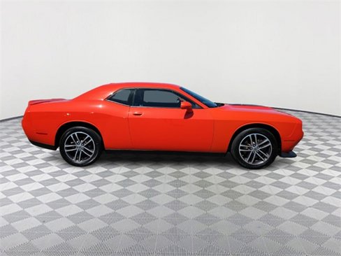 Used 2019 Dodge Challenger GT w/ Plus Package image 8