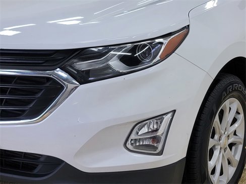 Used 2020 Chevrolet Equinox LT image 11