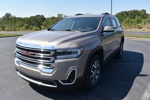 Certified 2023 GMC Acadia SLT image 2