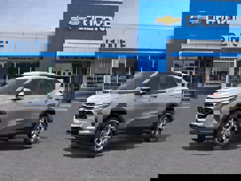 New 2026 Chevrolet Trax LS w/ LS Convenience Package image 2