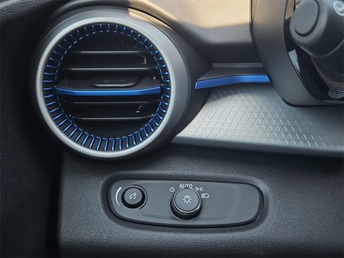 New 2026 Chevrolet Trax LS w/ LS Convenience Package image 22