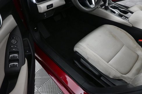 Used 2018 Honda Accord LX image 8