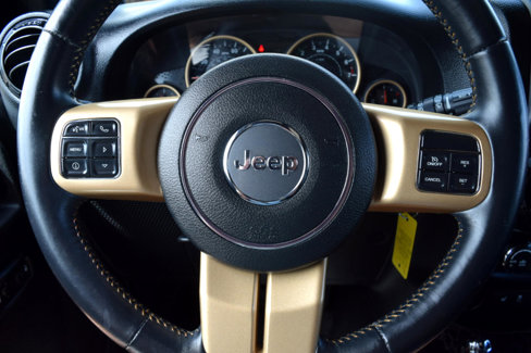 Used 2014 Jeep Wrangler Unlimited Sahara image 20