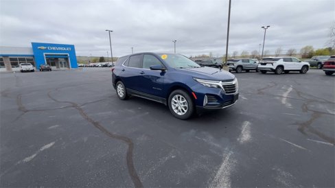 Certified 2022 Chevrolet Equinox LT image 2