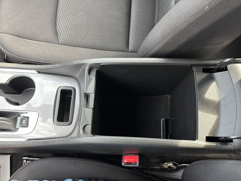 Used 2024 Chevrolet Malibu LT image 31