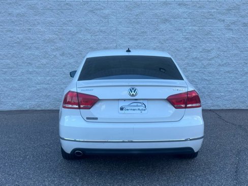 Used 2013 Volkswagen Passat TDI SEL Premium image 8