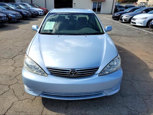 Used 2006 Toyota Camry LE image 2