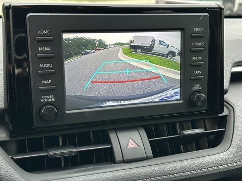 Used 2019 Toyota RAV4 LE image 19