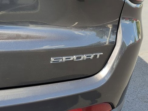 Used 2018 Jeep Compass Sport image 28