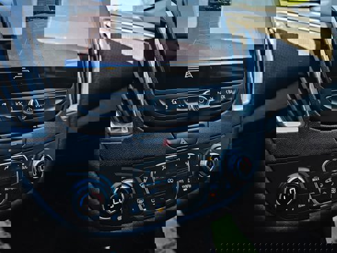 Used 2019 Chevrolet Malibu LT image 31