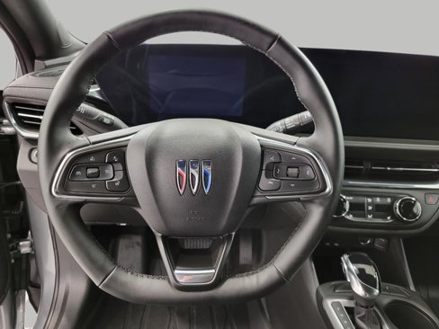 Used 2025 Buick Envista Preferred w/ Convenience I Package image 12