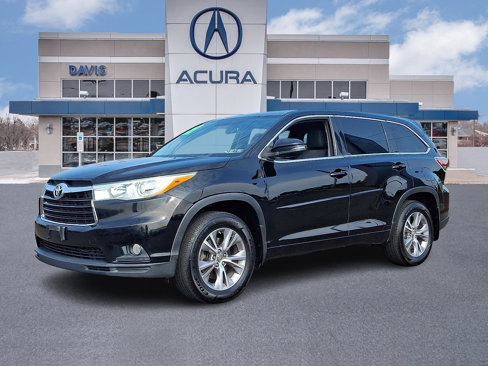 Used 2015 Toyota Highlander LE image 1