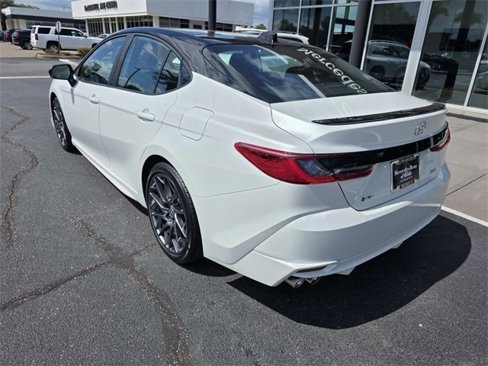 Used 2025 Toyota Camry XSE image 32